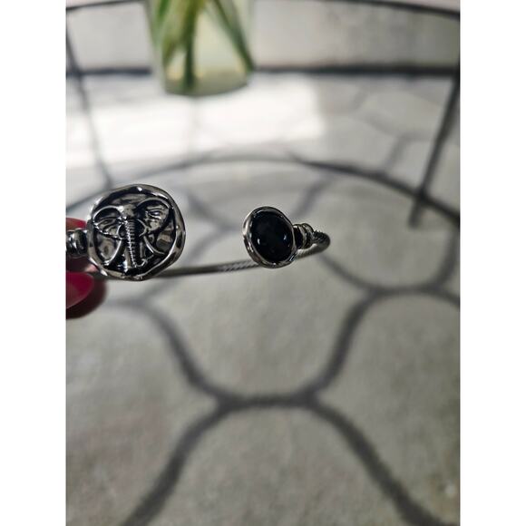 Bansri Silver Elephant Bangle Bracelet New - Picture 2 of 4